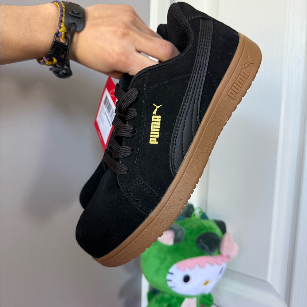 Women’s puma steel toe shoes